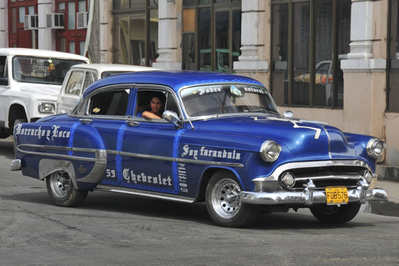 Illustration for article titled Even More Old Cars Down On The Cuban Street